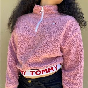 Tommy Hilfiger pink fuzzy cropped jacket!!💕💕